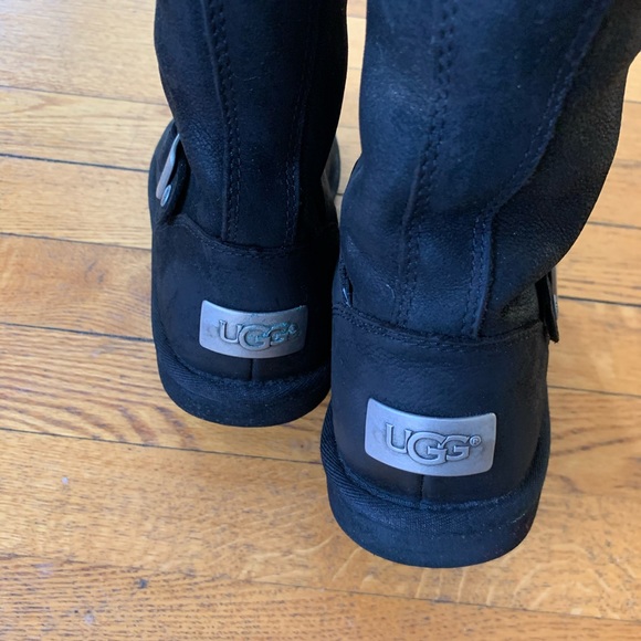 Ugg boots - Picture 2 of 4